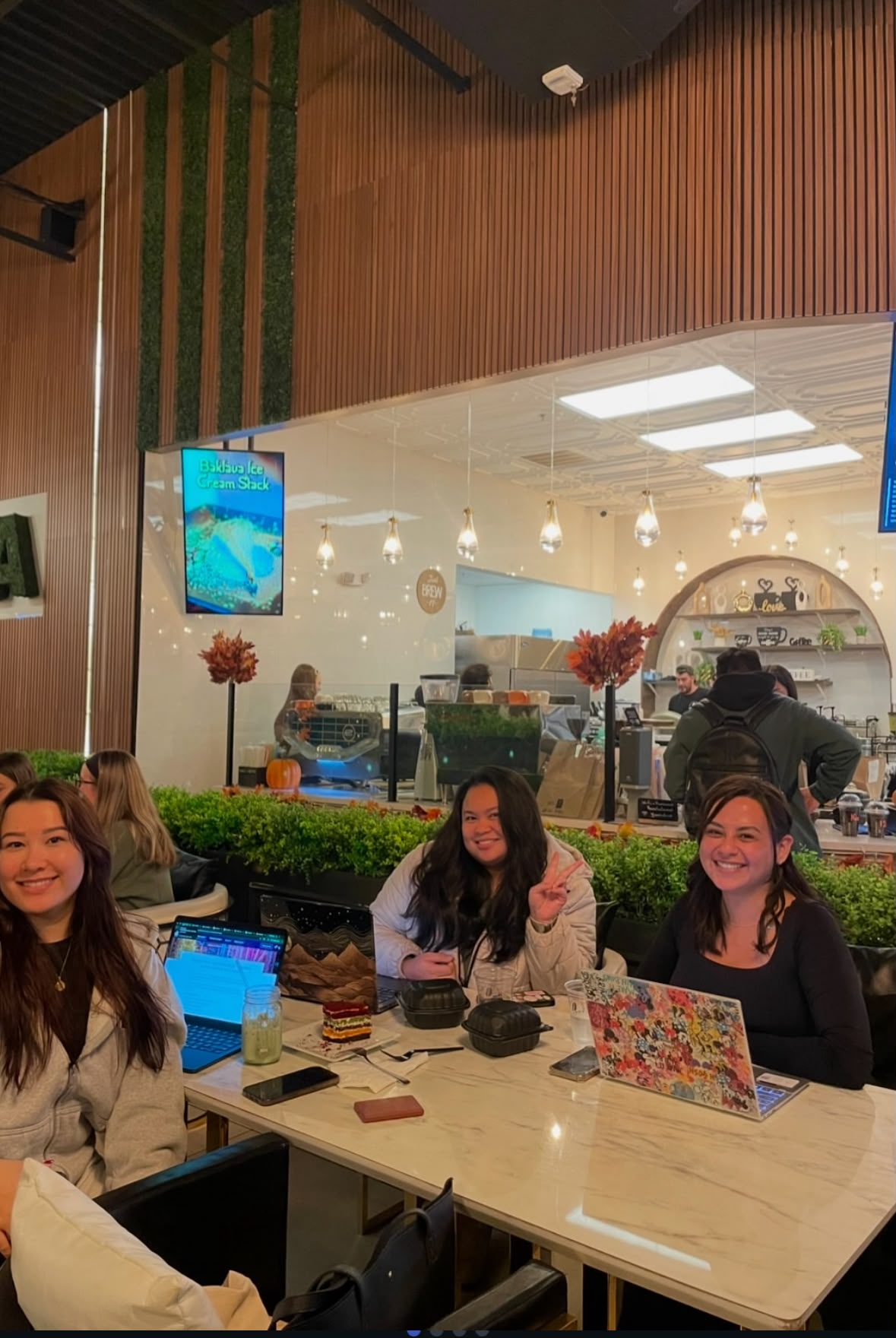 Vavela Café’de bir misafir anı